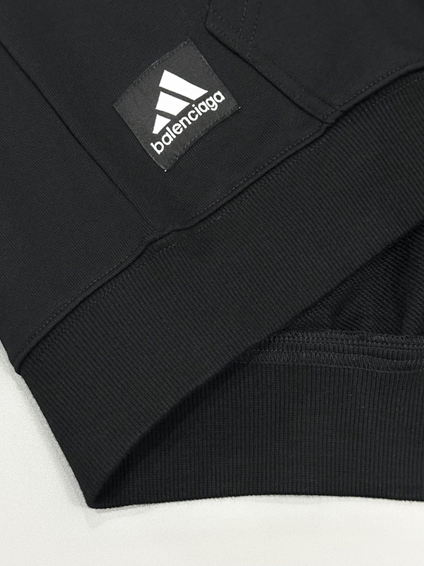 ブランドパーカー着用イメージ